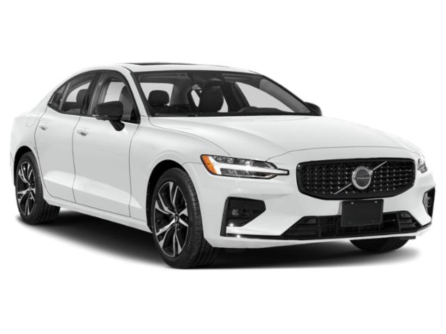 2025 Volvo S60 B5 Plus