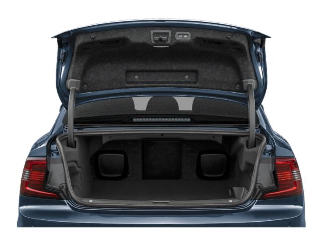 2025 Volvo S90 T8 Ultra