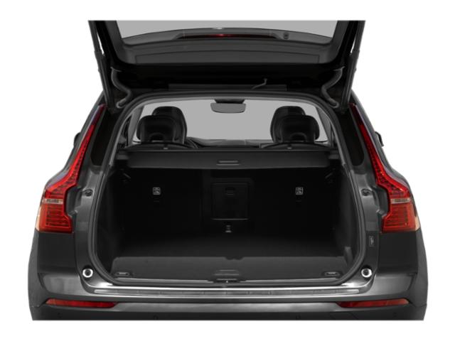 2025 Volvo XC60 B5 Ultra