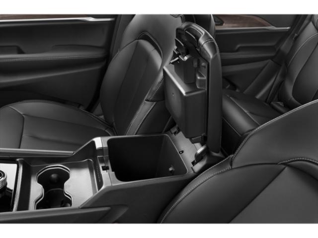 New 2026 Diamond Black Crystal Pearl-Coat Exterior Paint Jeep  image 13
