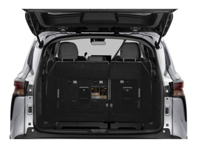 2026 Toyota Sienna LE [9]