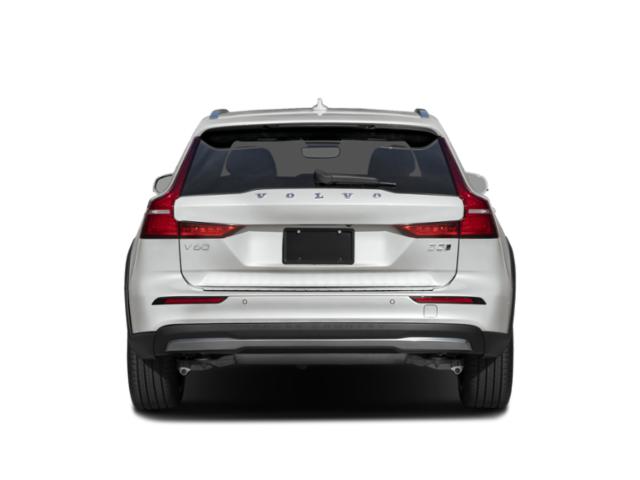 2026 Volvo V60 Cross Country Ultra, B5 AWD Gas (mild hybrid)