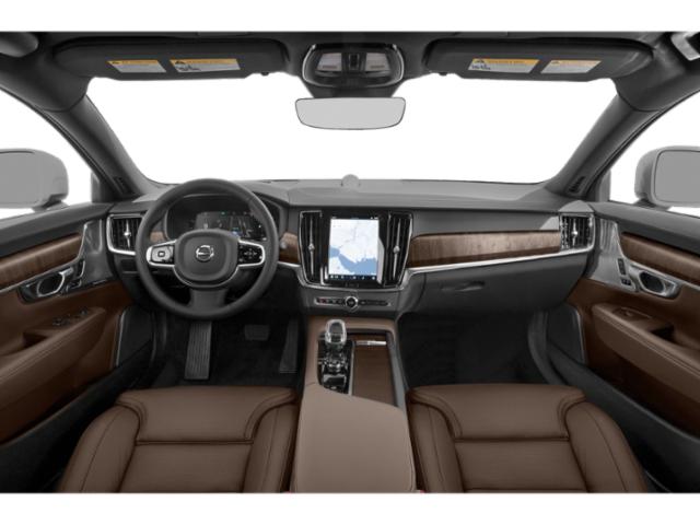 2026 Volvo V90 Cross Country Ultra, B6 AWD Gas (mild hybrid)
