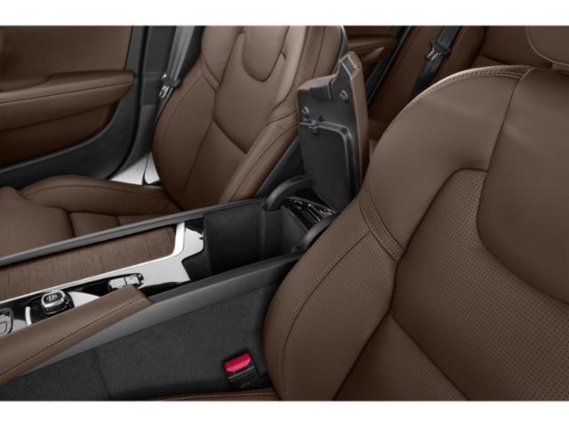 2026 Volvo V90 Cross Country Ultra, B6 AWD Gas (mild hybrid)