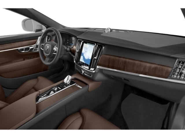 2026 Volvo V90 Cross Country Ultra, B6 AWD Gas (mild hybrid)