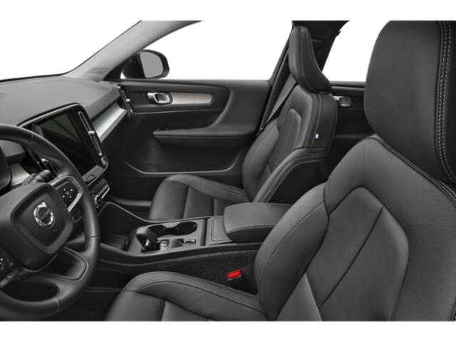 2026 Volvo XC40 Plus, B5 AWD Gas mild hybrid, Dark