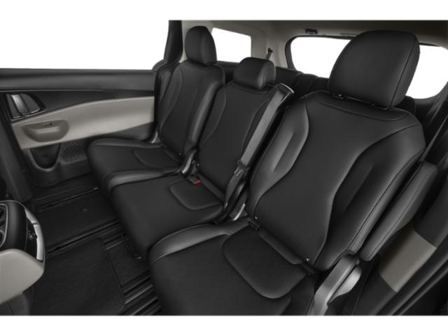 2027 Kia Carnival LXS