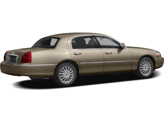 2007 Lincoln Town Car Signature Limited